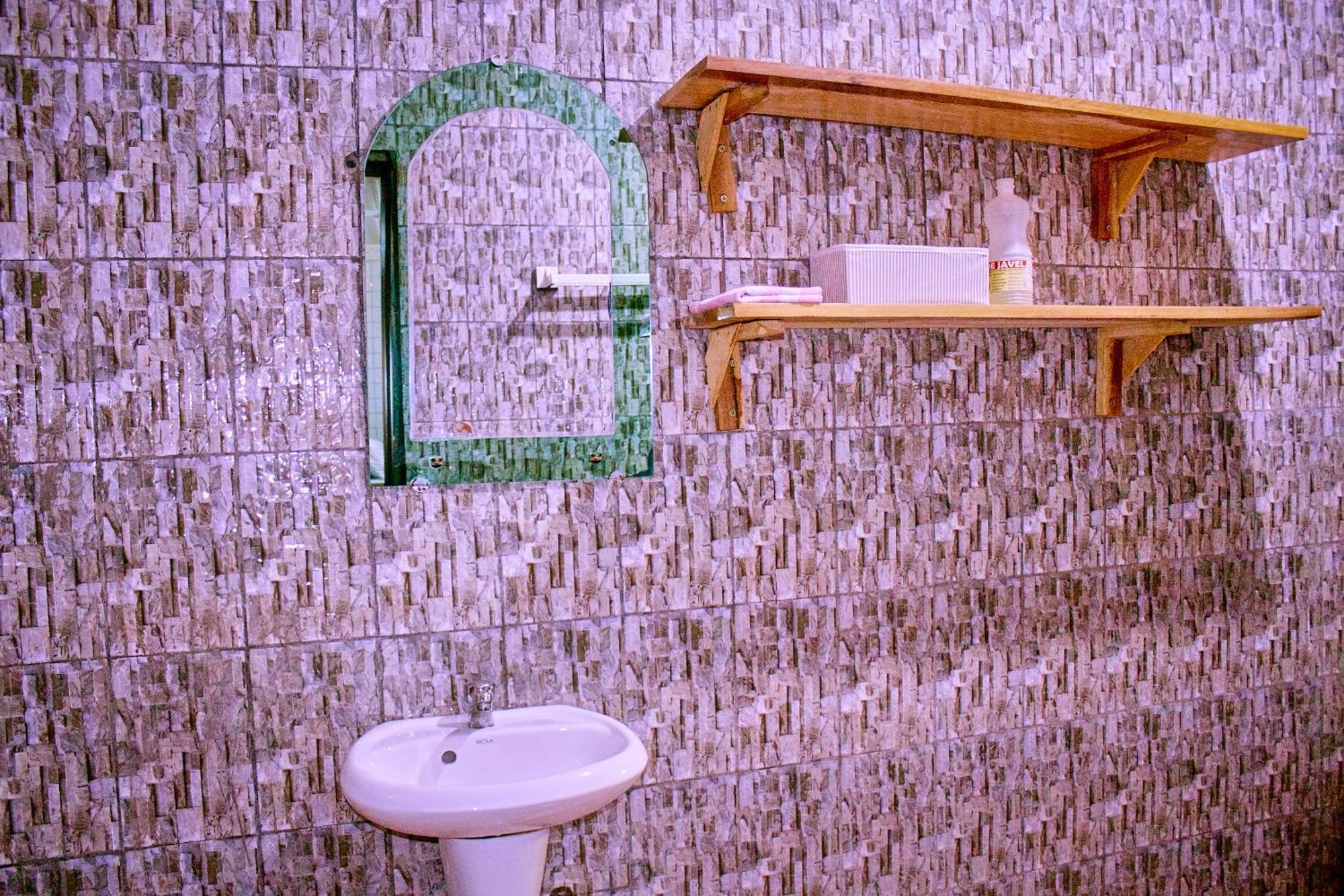 L'Oasis Verte ยาอุนเด ภายนอก รูปภาพ